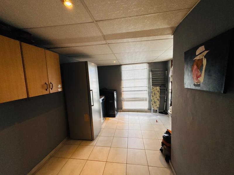4 Bedroom Property for Sale in Pellissier Free State